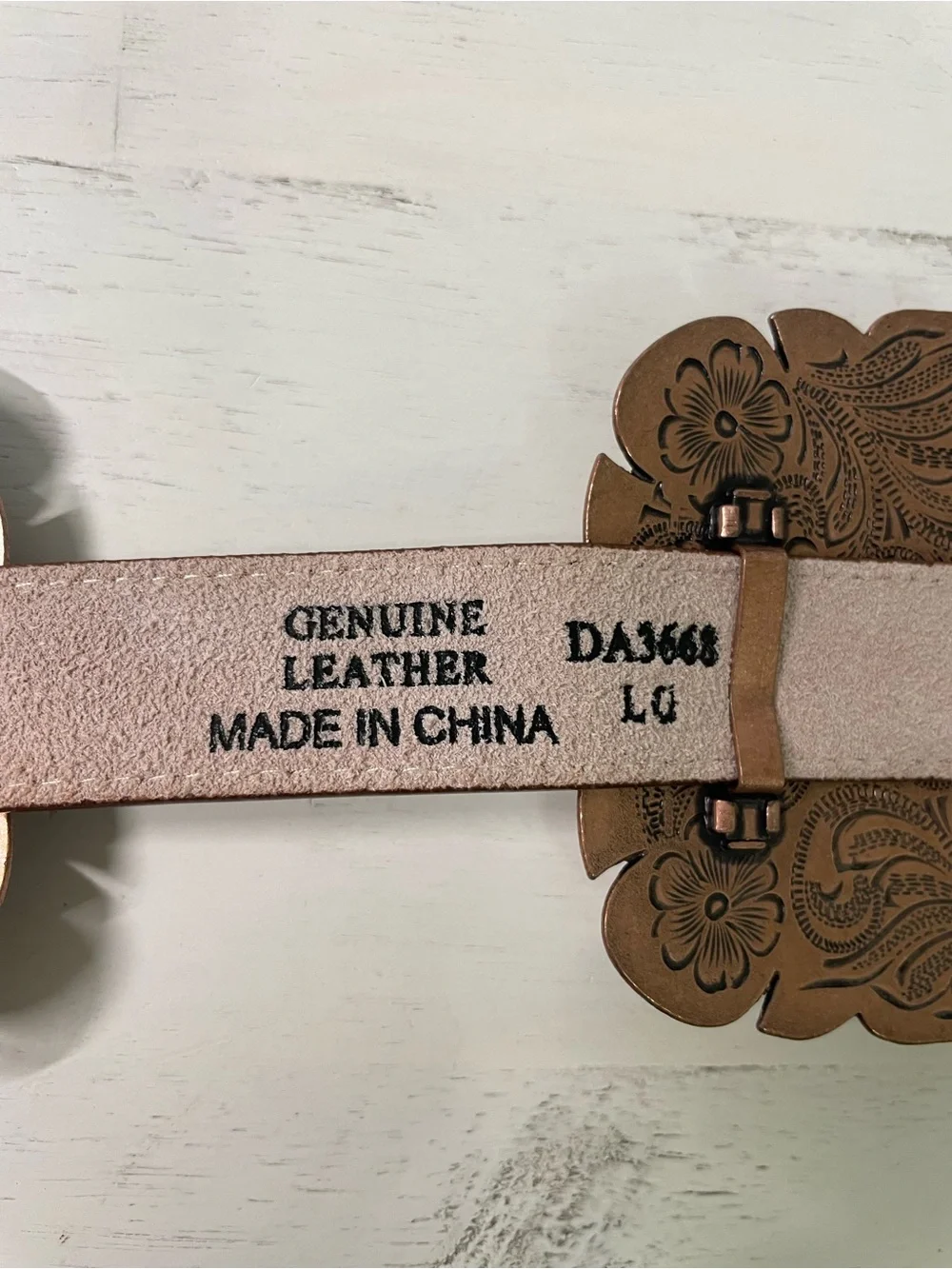 Angel Ranch Women’s Brown Scalloped Concho Leather Belt – Size Large